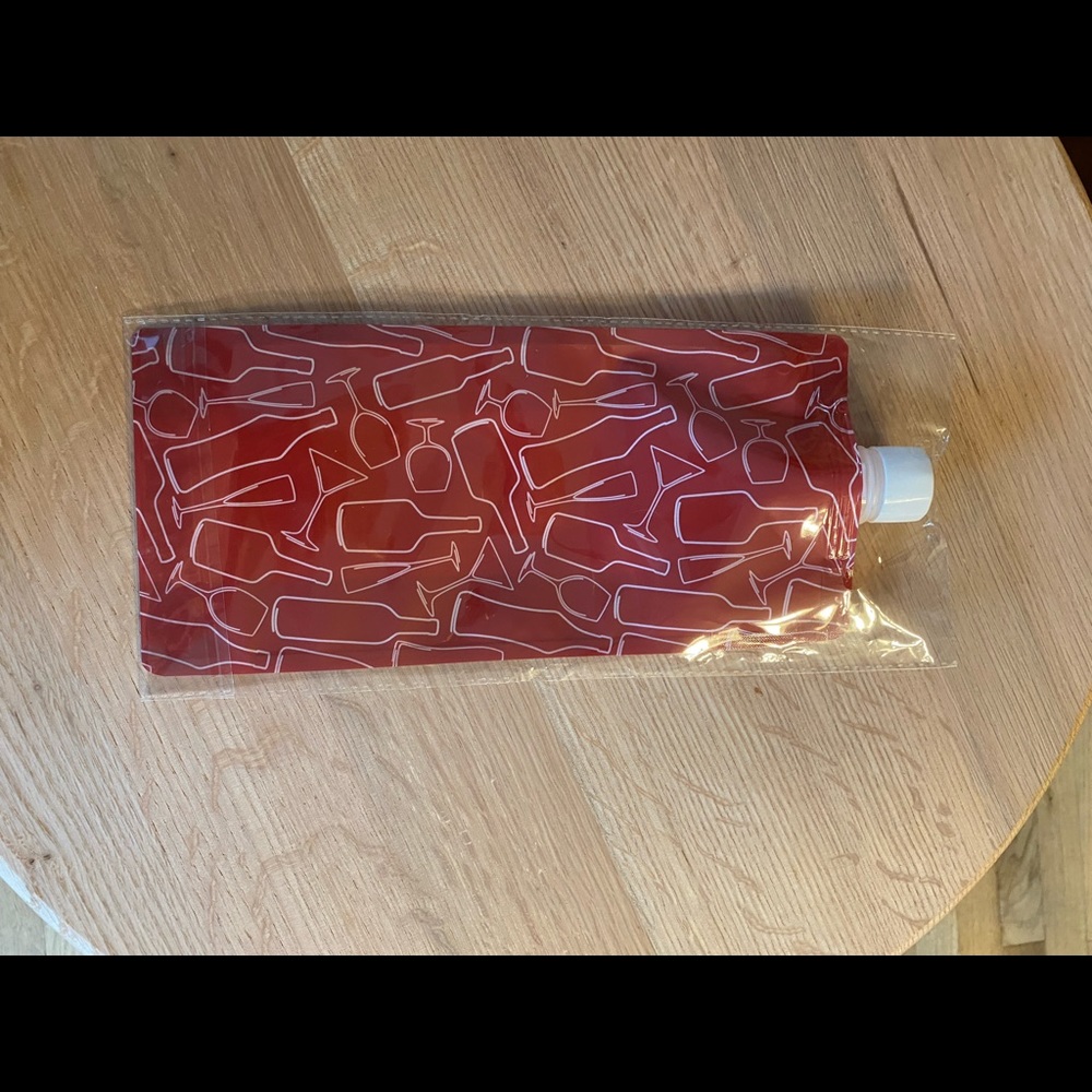 New - Wine Bag/Container - Picture 2 of 4